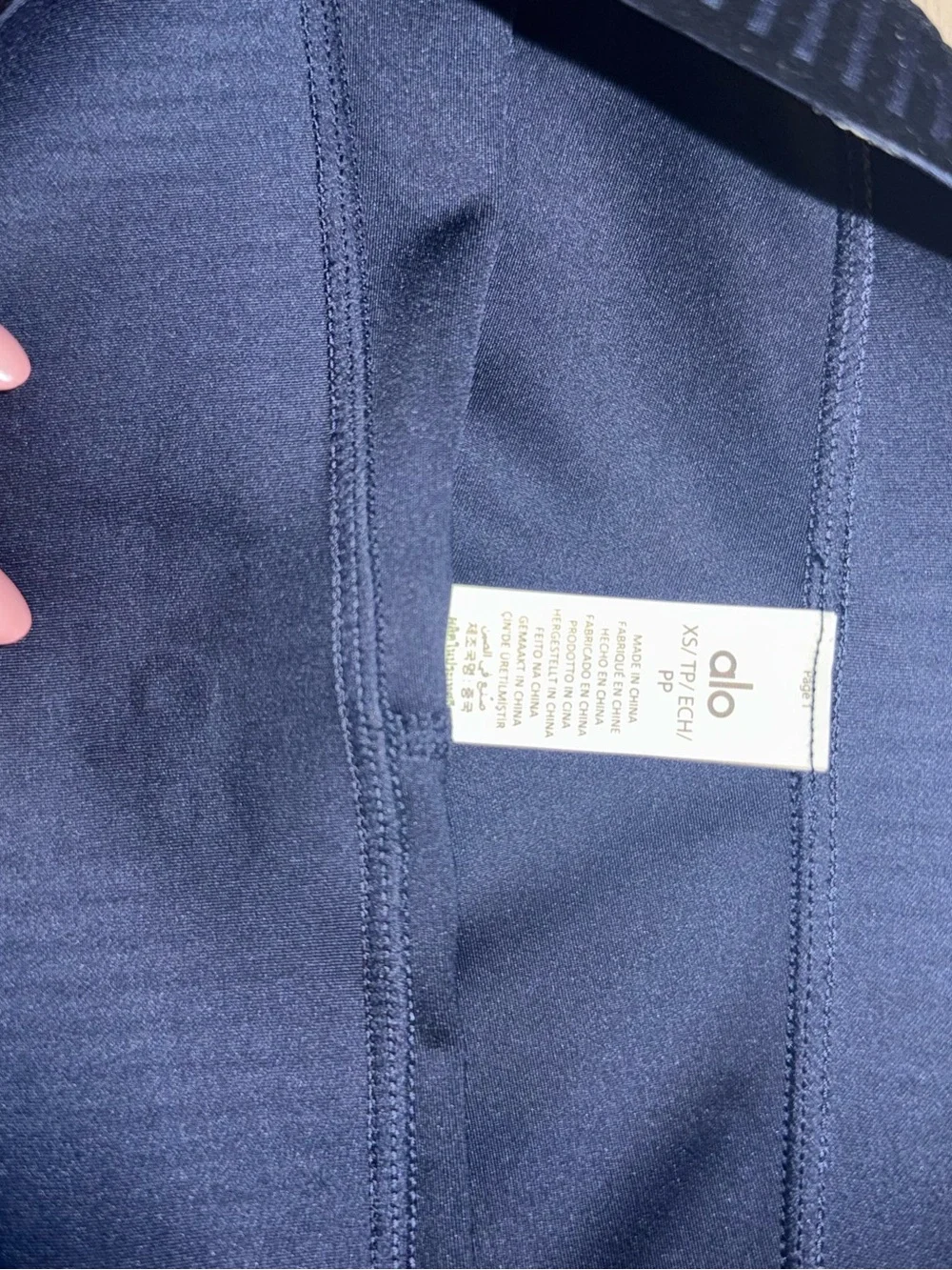 ALO Yoga alo navy